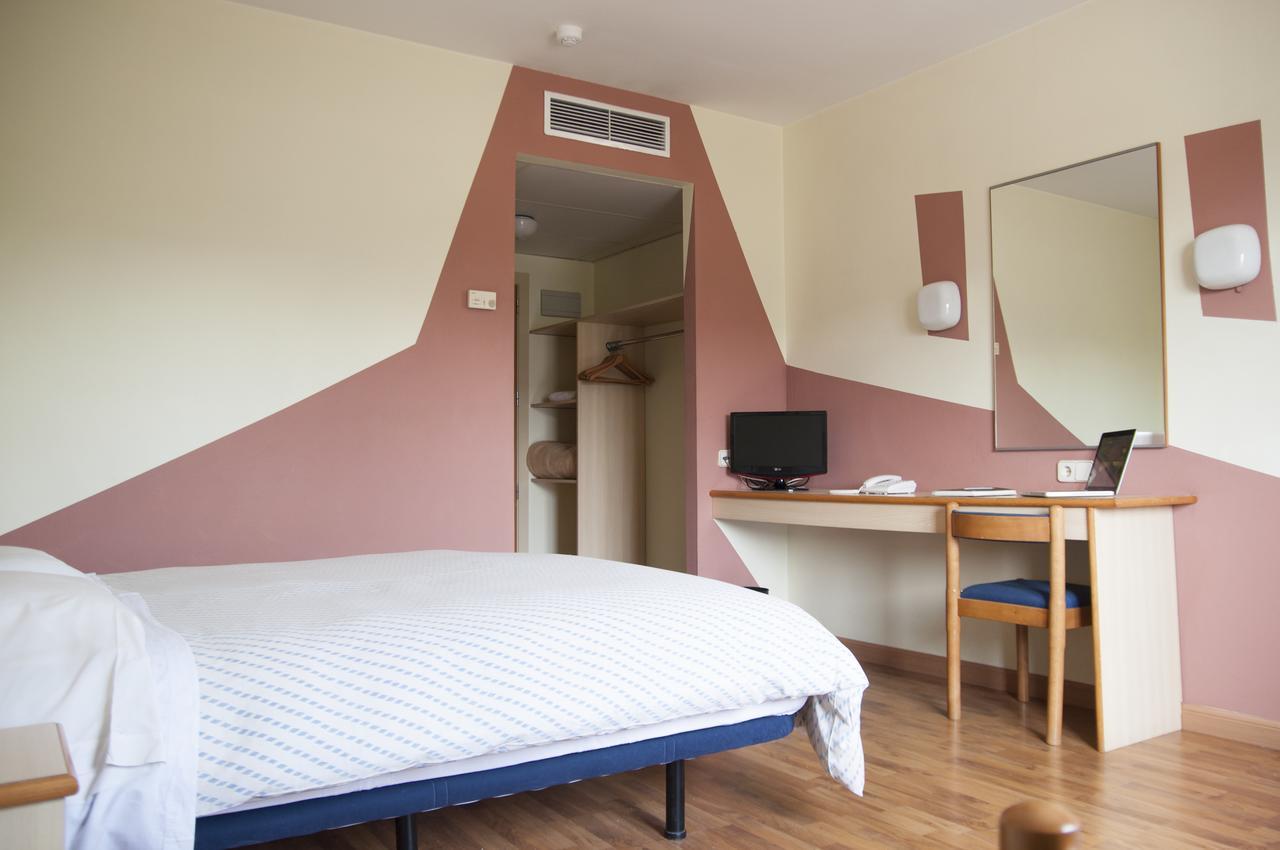 Hotel Aragon La Puebla De Alfinden Экстерьер фото